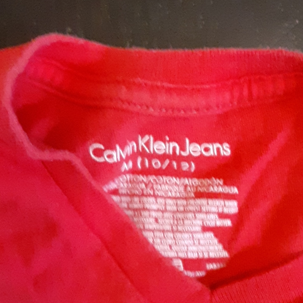 t-shirt - Picture 2 of 3